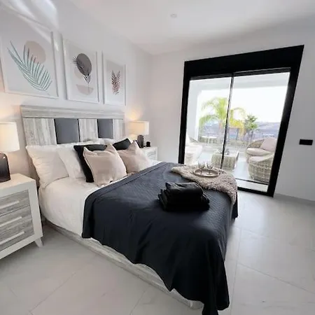 Hills Luxury Διαμέρισμα