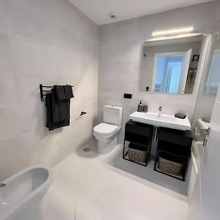 Διαμέρισμα Hills Luxury Εστεπόνα