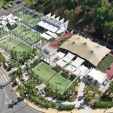 Hills Luxury Διαμέρισμα *